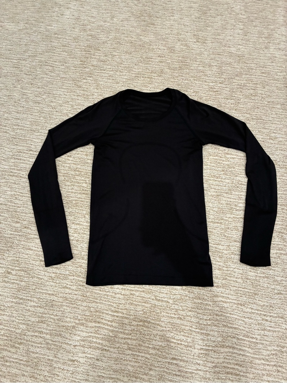 lululemon athletica Black Long-Sleeve Swiftly full length Tee - SIZE 6